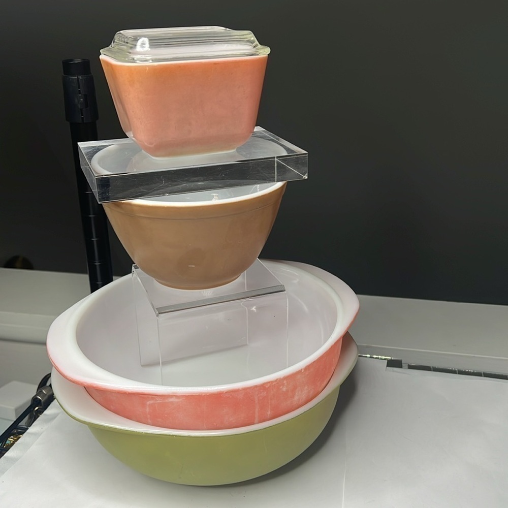 5 piece Pyrex Set - Picture 2 of 8